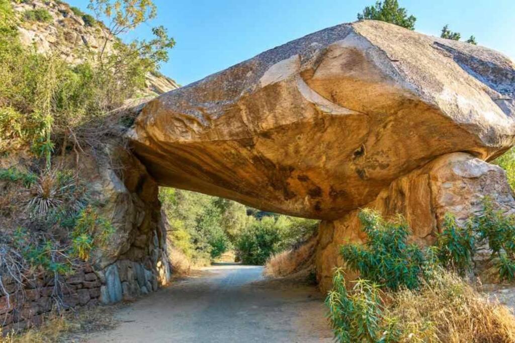 Sequoia Cabin By The River Three Rivers Eksteriør billede